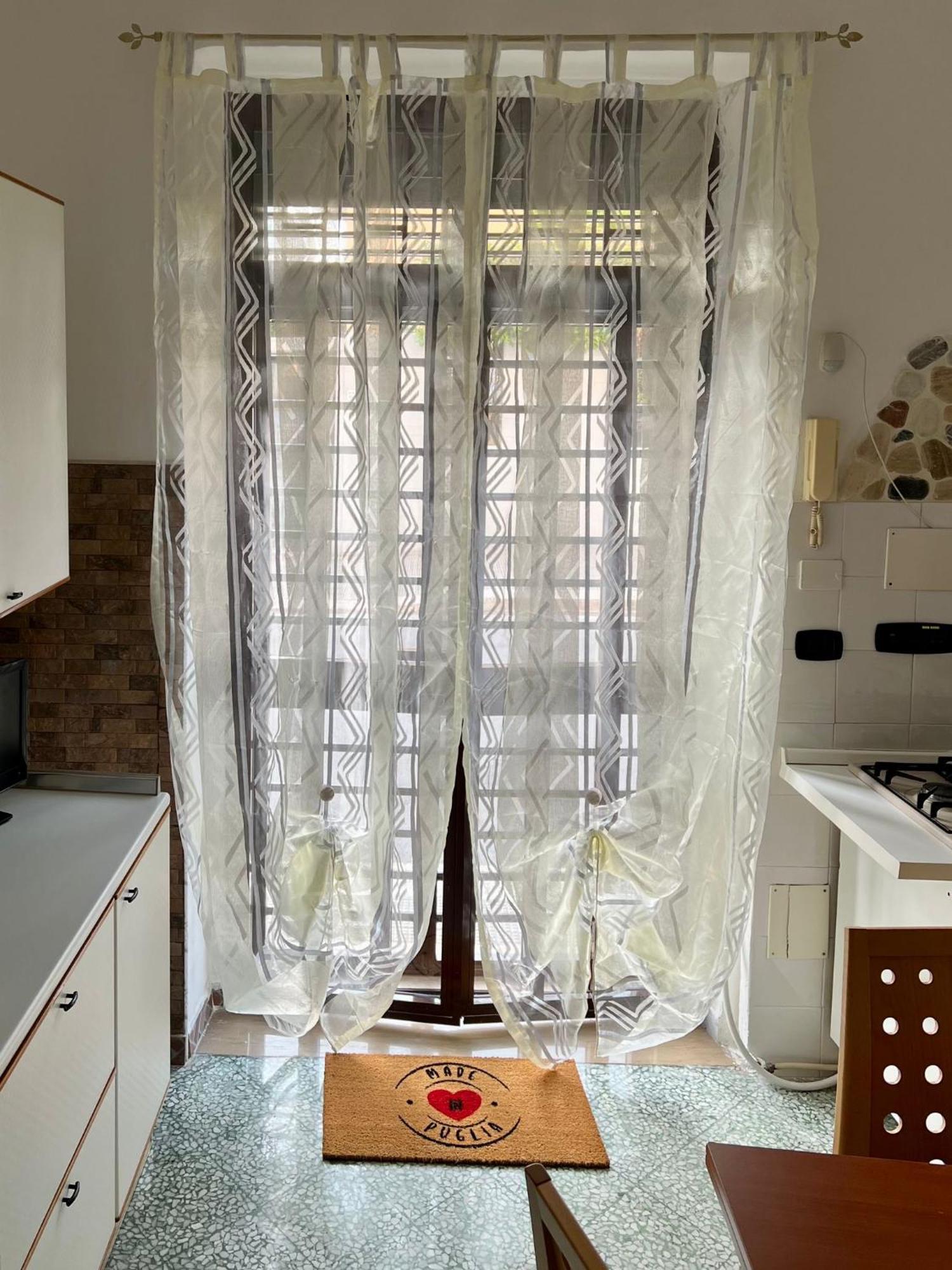 Dimora Cuoccio Bed and Breakfast Μπάρι Εξωτερικό φωτογραφία