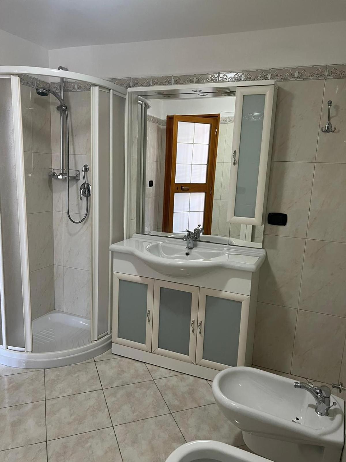 Dimora Cuoccio Bed and Breakfast Μπάρι Εξωτερικό φωτογραφία